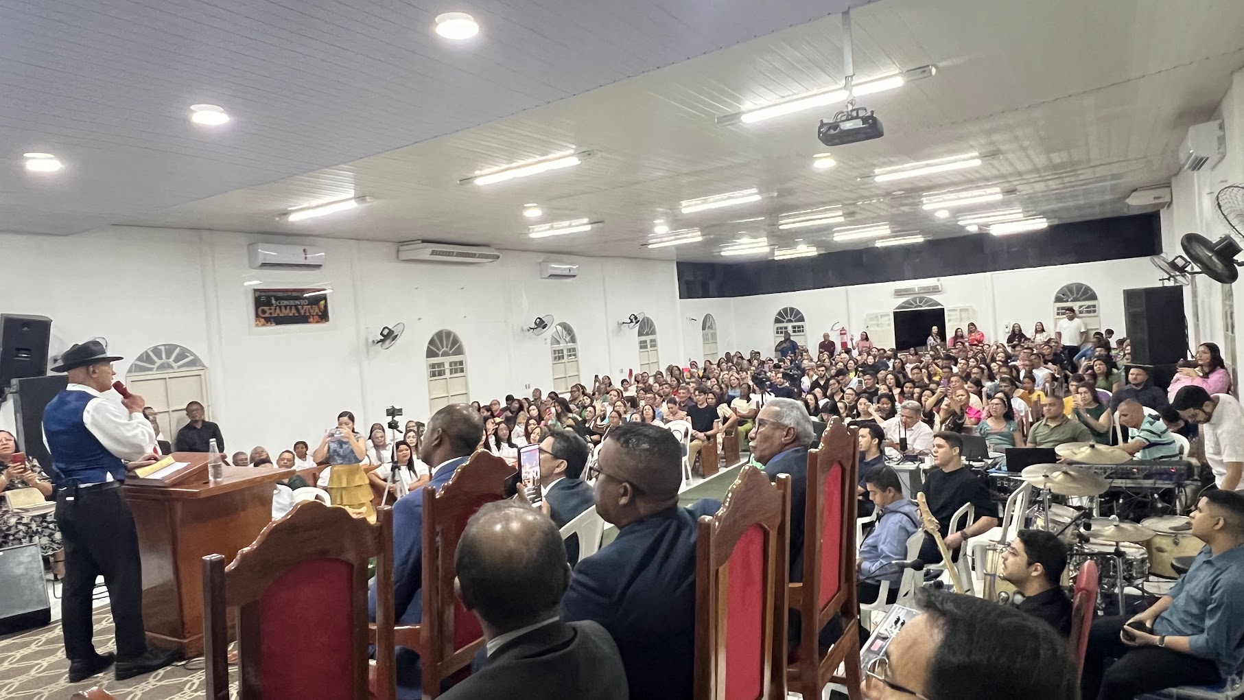 Assembleia de Deus da Ilhotas celebra 52 anos com grande festa de louvor e gratido