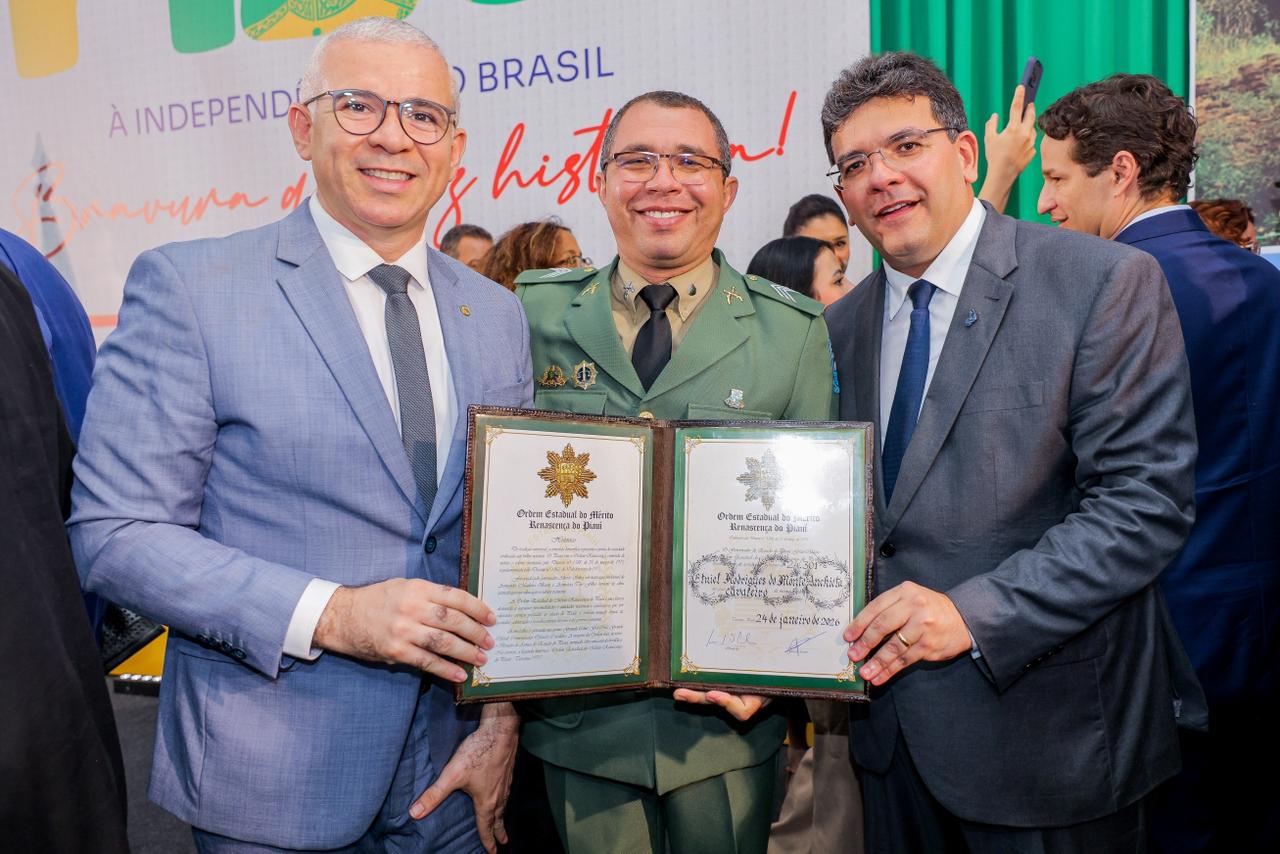 Governo do Piau� homenageia 34 personalidades com a Medalha do M�rito Renascen�a em Oeiras