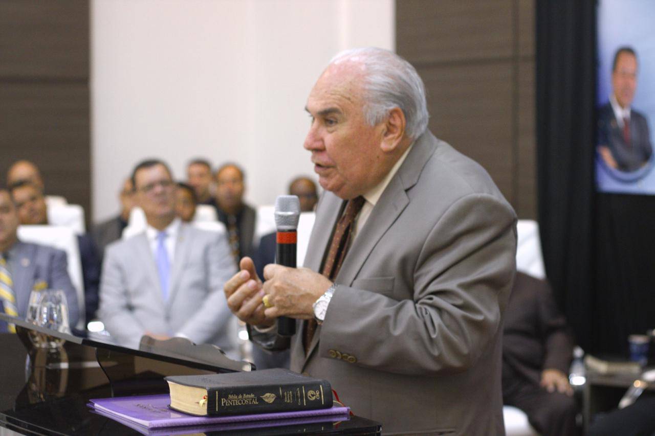 Culto de A��o de Gra�as pelos 60 anos de minist�rio do pastor Elienai Cabral